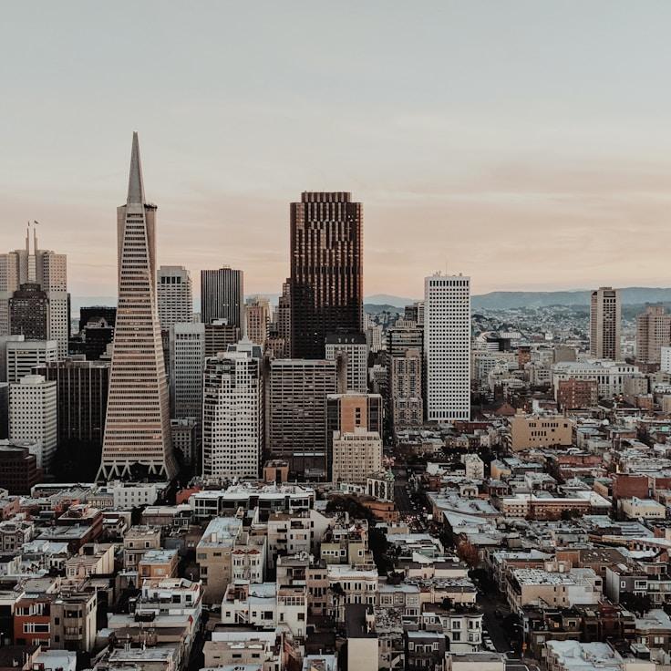 Chloe Martin - Expat family life guide in France